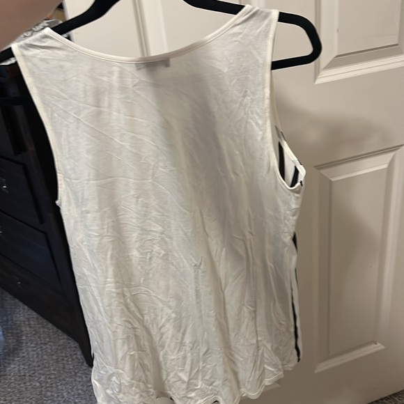 Express Tank Top - Picture 3 of 5